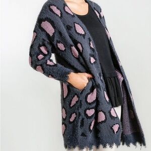 Umgee Charcoal Leopard Cardigan Distressed Hem Medium